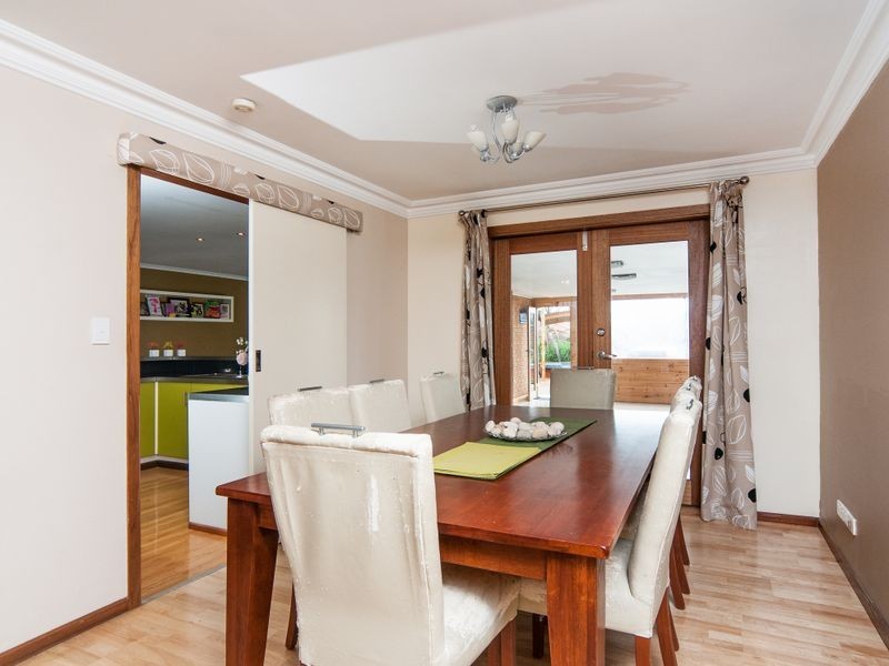 11 Livermead Way, Moana SA 5169