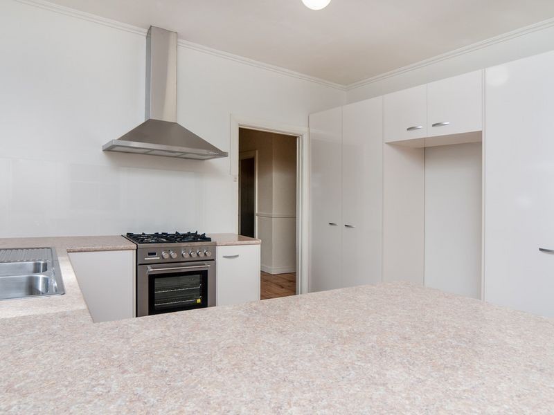 9 Hill Road, Eden Hills SA 5050