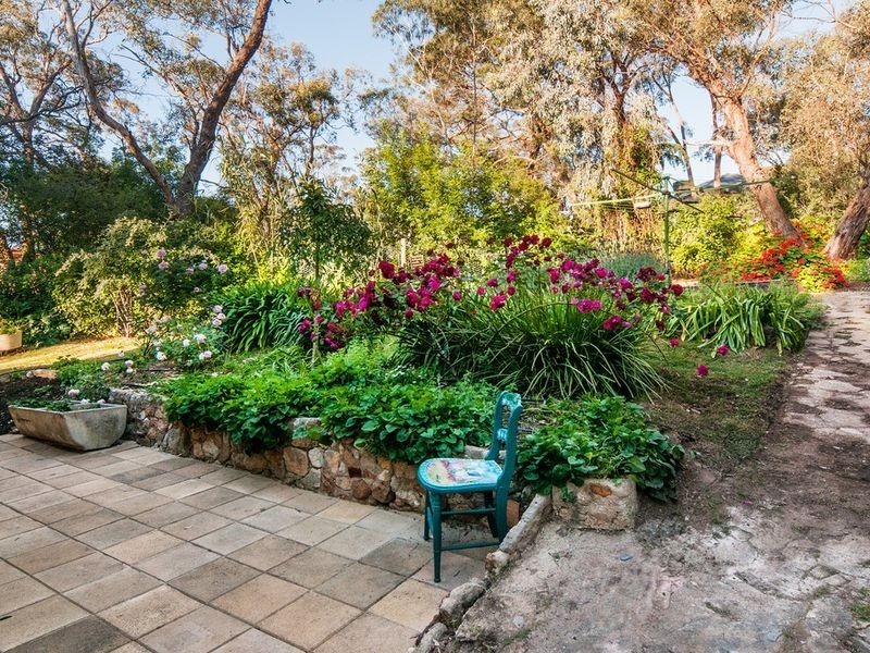 8 Baldina Street, Eden Hills SA 5050