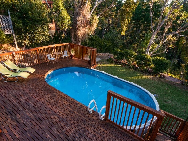 17 Mountain Road, Eden Hills SA 5050