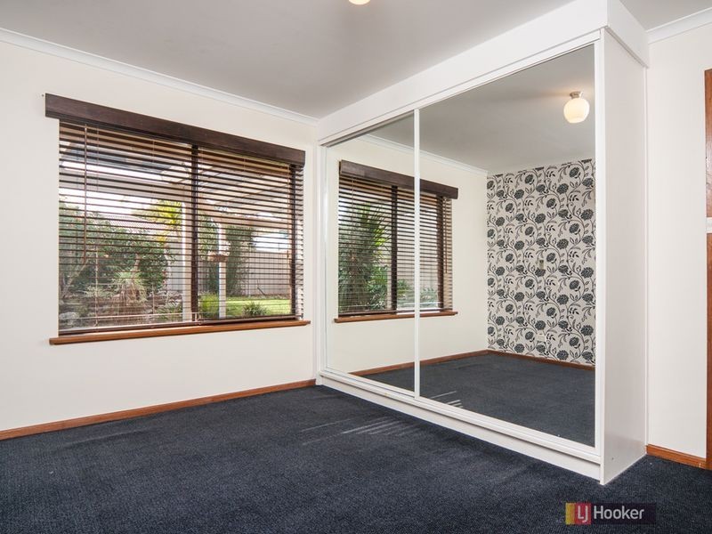 4 Treasure Place, Seaford Rise SA 5169