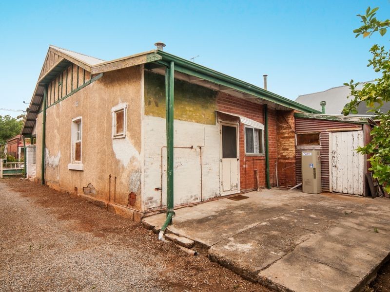 42 William Street, Clarence Park SA 5034