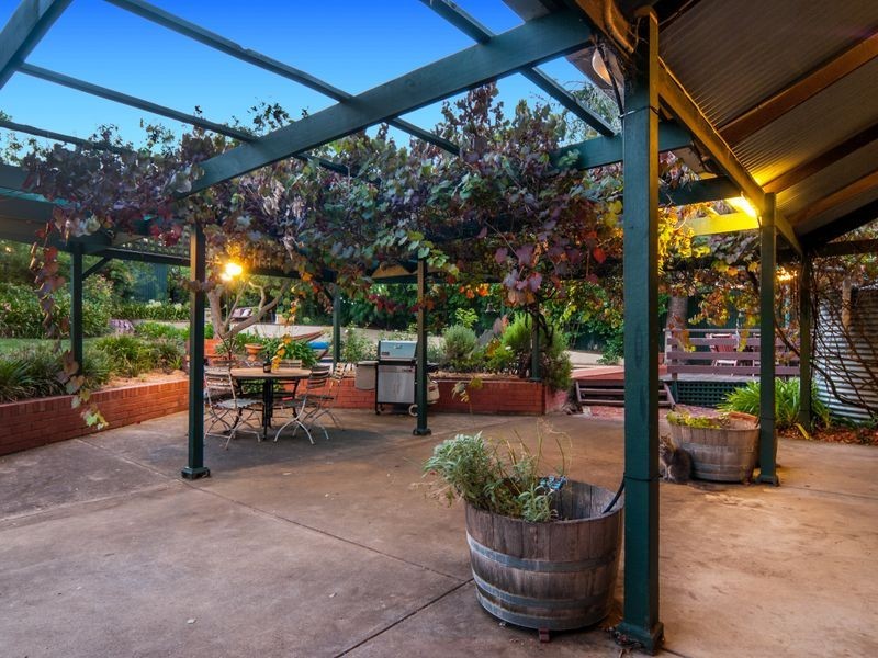 4 Sandford Avenue, Blackwood SA 5051