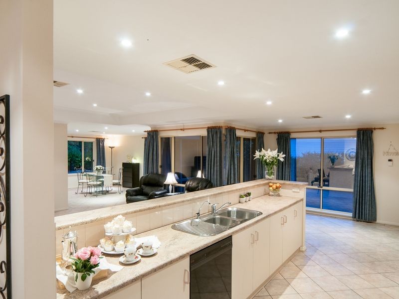 20 Turners Avenue, Coromandel Valley SA 5051