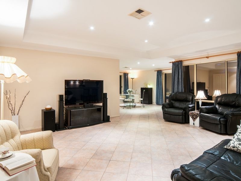 20 Turners Avenue, Coromandel Valley SA 5051