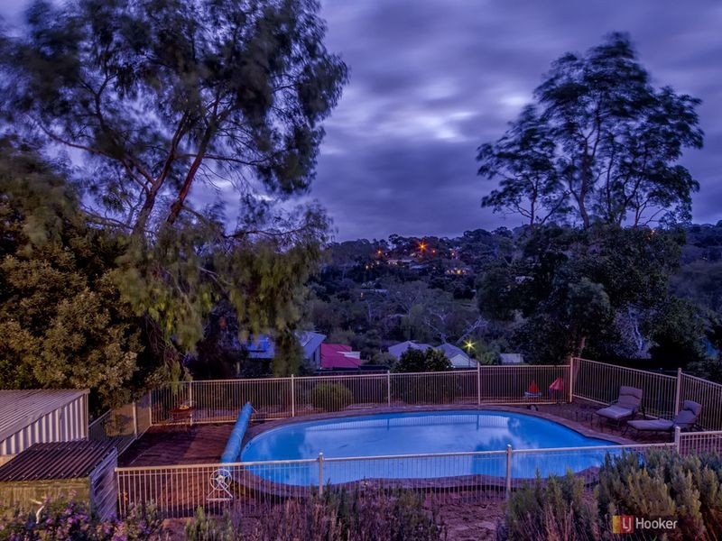 15 Gwendoline Ct, Coromandel Valley SA 5051