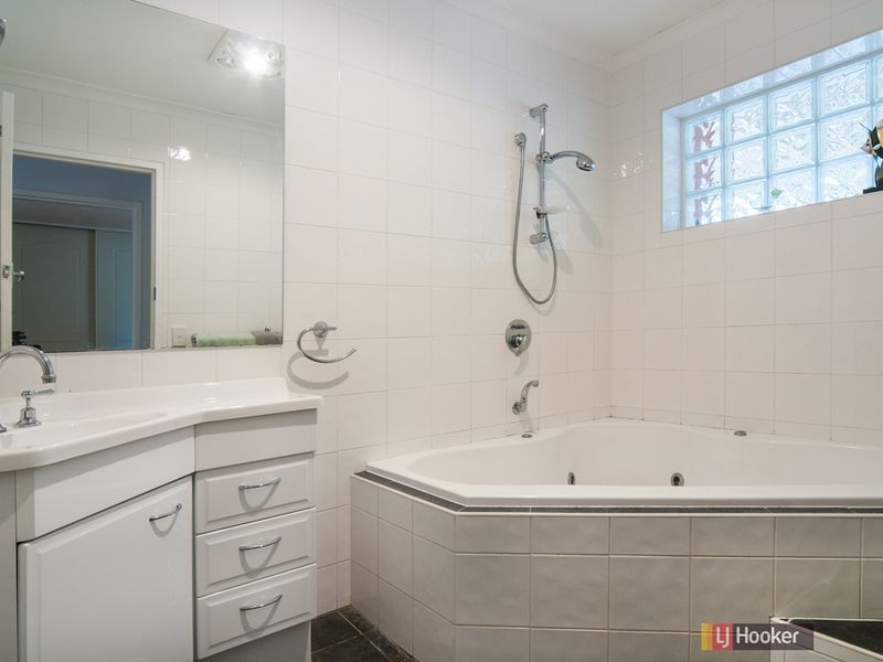 10 Leopold Street, Vista SA 5091