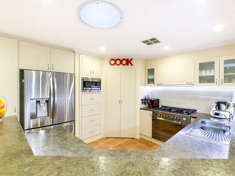 1 Rebecca Place, Flagstaff Hill SA 5159