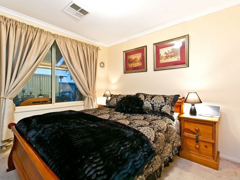 1 Rebecca Place, Flagstaff Hill SA 5159