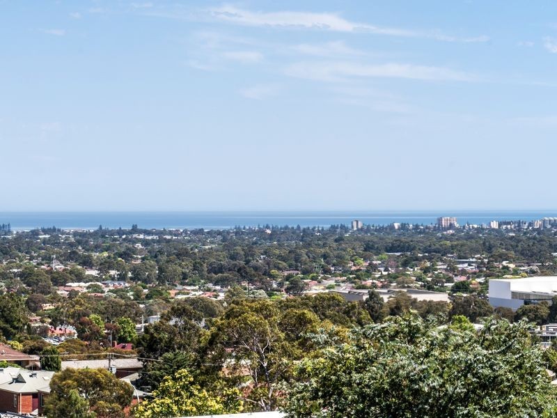 9 Kinedana Street, Eden Hills SA 5050