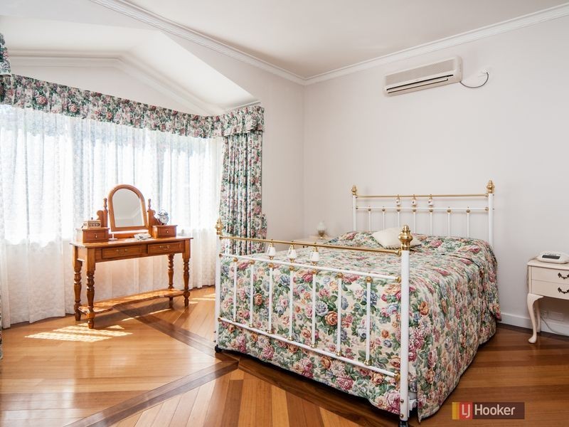 9 Kinedana Street, Eden Hills SA 5050