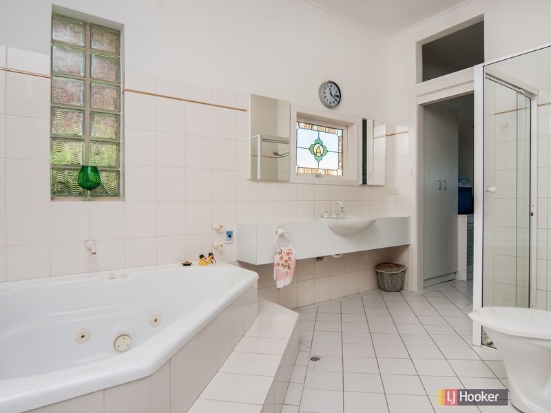 9 Kinedana Street, Eden Hills SA 5050