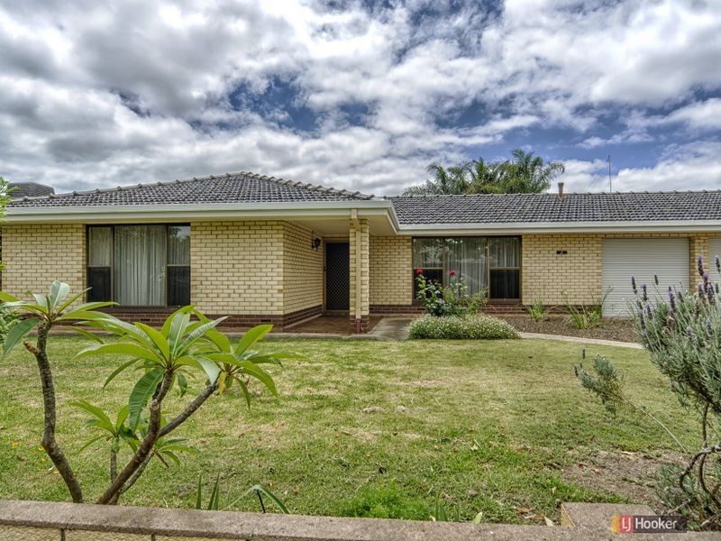 2 Egmont Avenue, Warradale SA 5046
