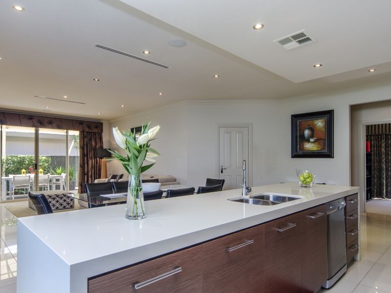 4 Bright Place, Craigburn Farm SA 5051