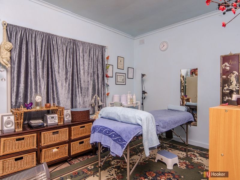 80 Cresdee Road, Campbelltown SA 5074