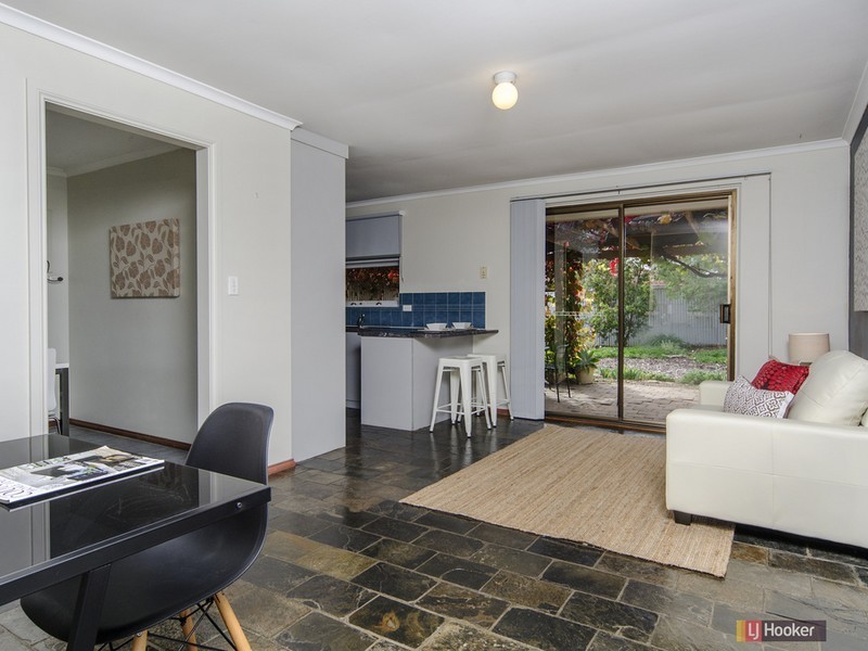 11 Paragon Ave, Aberfoyle Park SA 5159