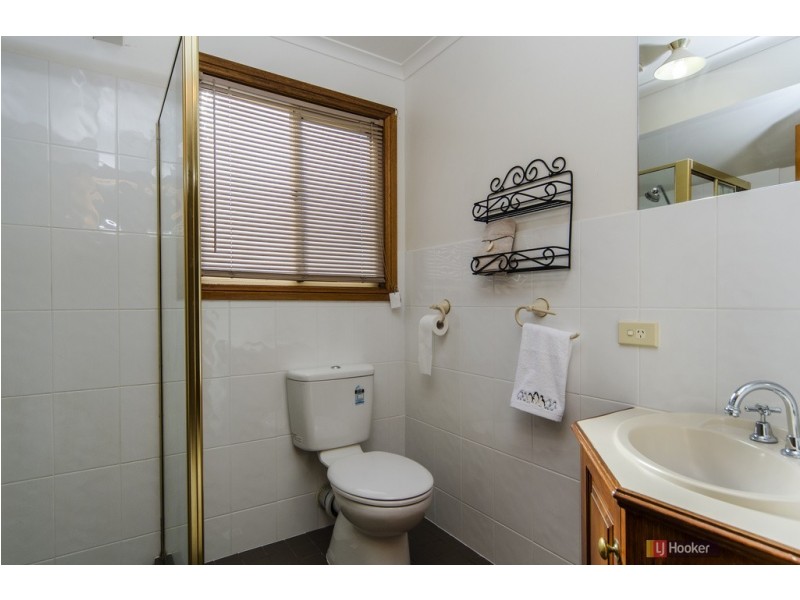 10 Petrel Court, Flagstaff Hill SA 5159