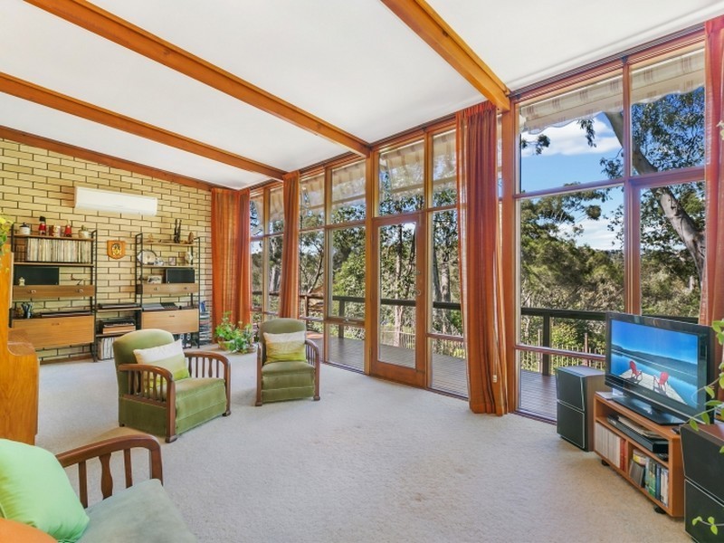 30 Huntingdon Drive, Glenalta SA 5052