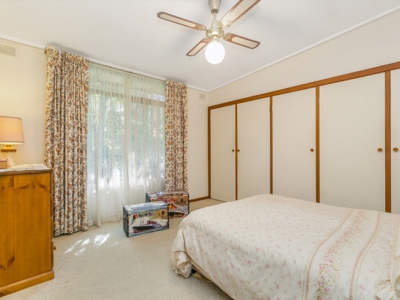 30 Huntingdon Drive, Glenalta SA 5052