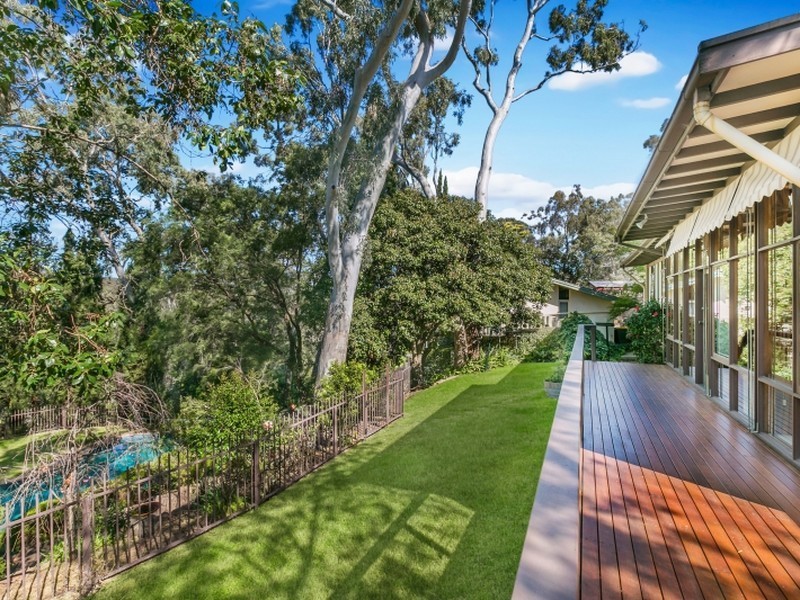 30 Huntingdon Drive, Glenalta SA 5052