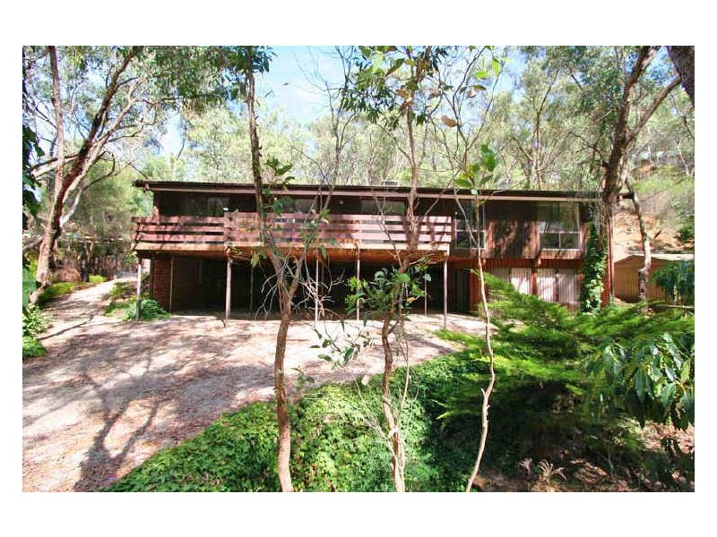 25 Gum Grove, Belair SA 5052