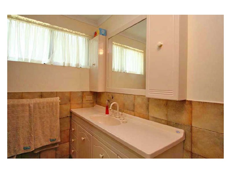 25 Gum Grove, Belair SA 5052