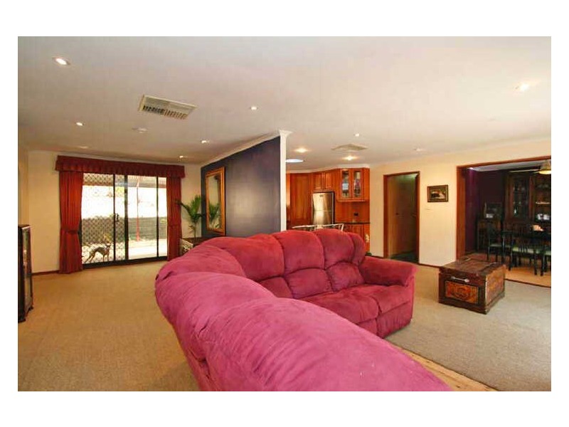 25 Gum Grove, Belair SA 5052