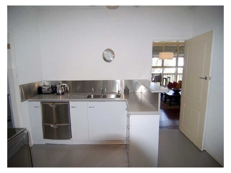 4 Deepdene Avenue, Bellevue Heights SA 5050