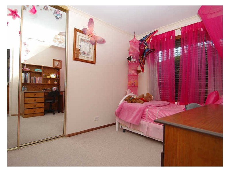 10 Leah Street, Aberfoyle Park SA 5159