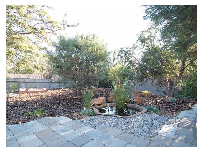 10 Leah Street, Aberfoyle Park SA 5159