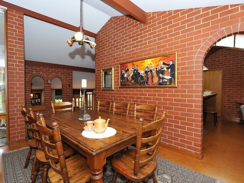 39 The Boulevard, Bellevue Heights SA 5050