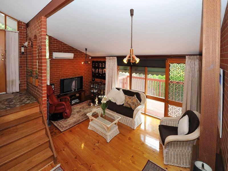 39 The Boulevard, Bellevue Heights SA 5050