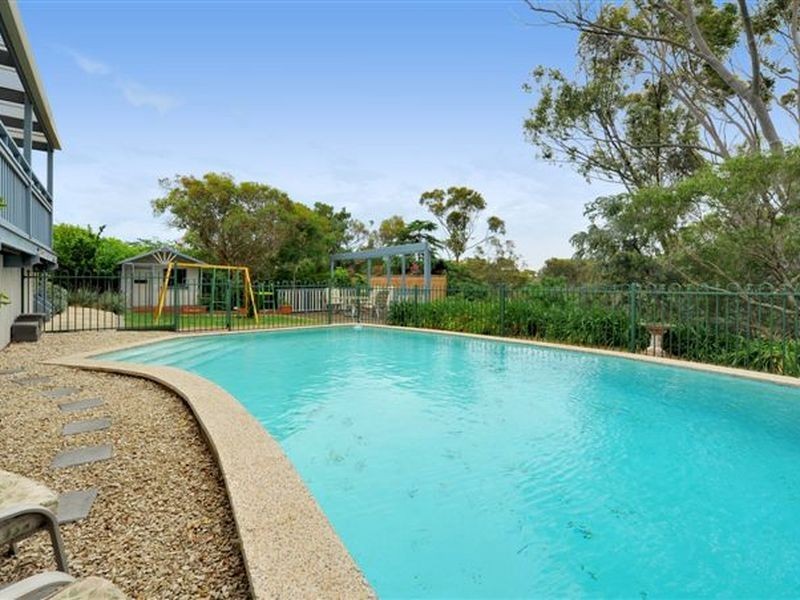 12 Yurilla Drive, Bellevue Heights SA 5050