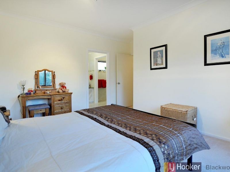 32 The Boulevard, Bellevue Heights SA 5050