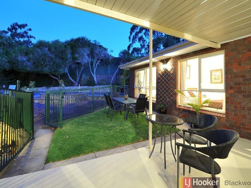 32 The Boulevard, Bellevue Heights SA 5050