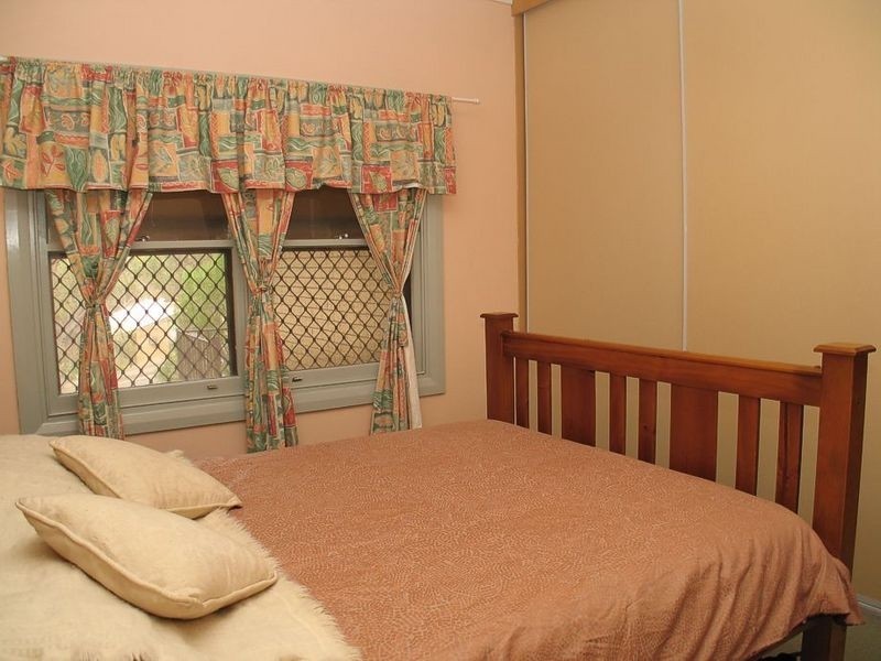 7 Lindsay Terrace, Belair SA 5052