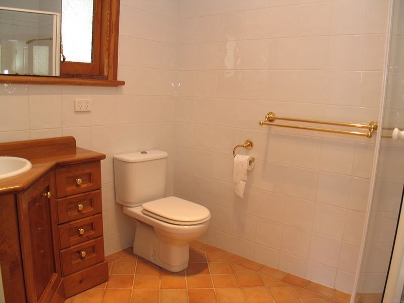 16 Wolseley Rd, Blackwood SA 5051