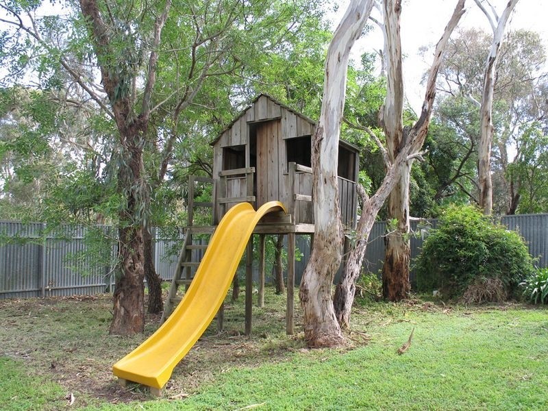 16 Wolseley Rd, Blackwood SA 5051