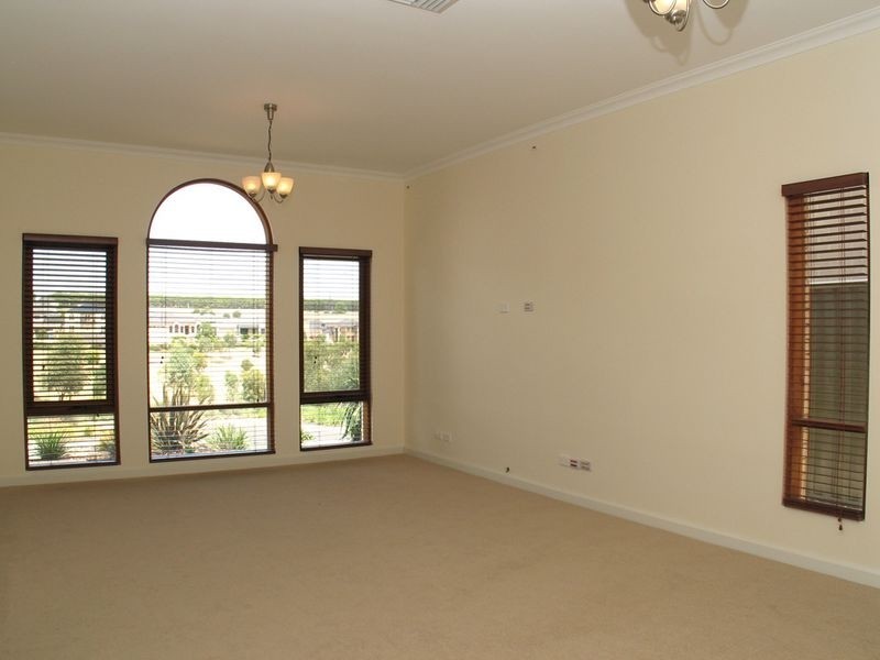 13 Lacebark Court, Flagstaff Hill SA 5159