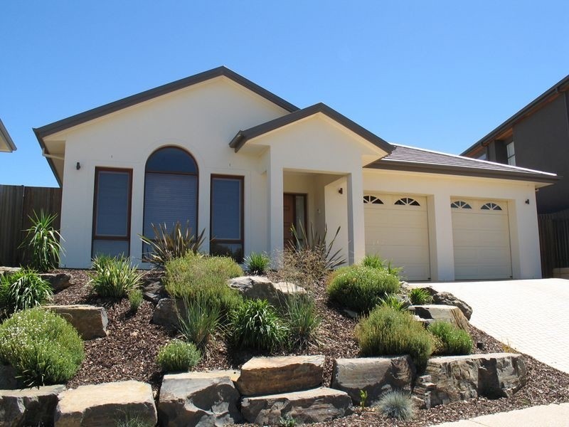 13 Lacebark Court, Flagstaff Hill SA 5159