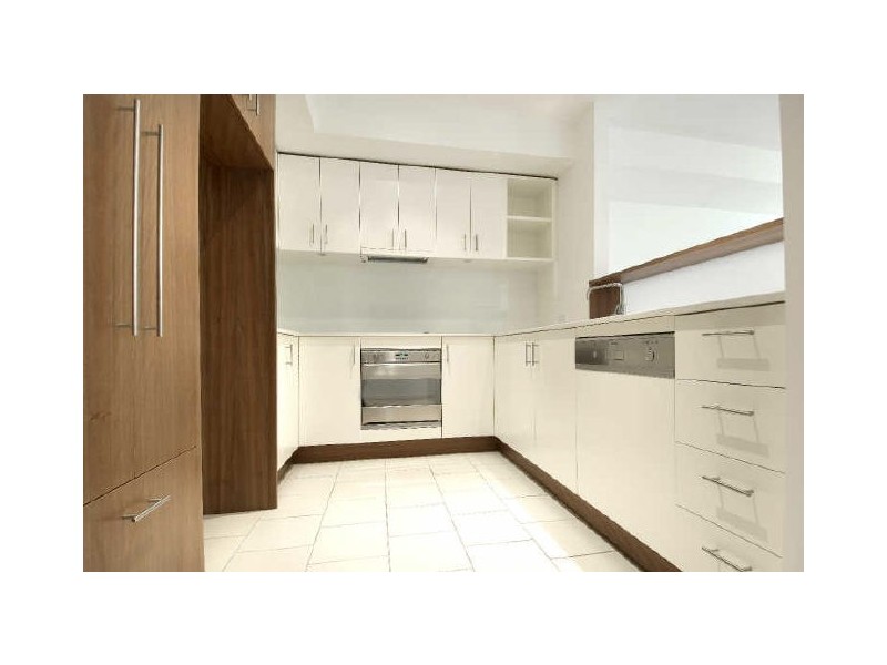 ‘Space 2′/ Northbourne Avenue, Turner ACT 2612