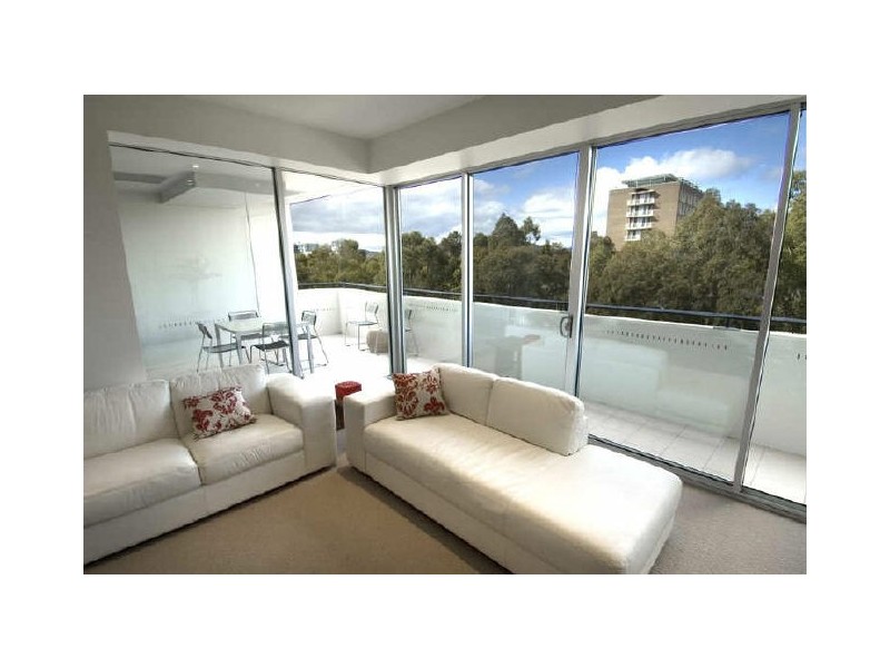 ‘Space 2′/ Northbourne Avenue, Turner ACT 2612