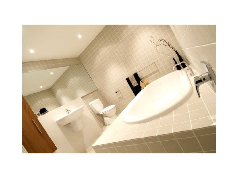 Unit 703 ‘Space 2′/165 Northbourne Avenue, Turner ACT 2612