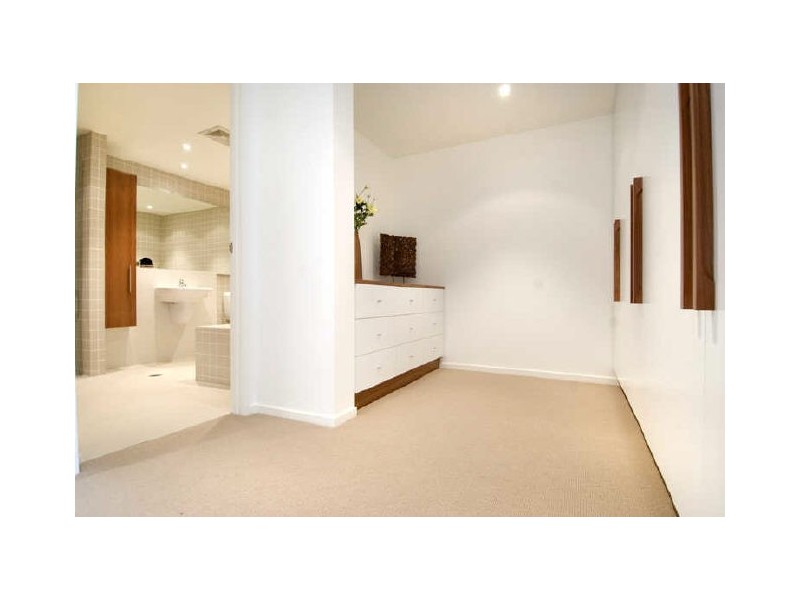 Unit 703 ‘Space 2′/165 Northbourne Avenue, Turner ACT 2612