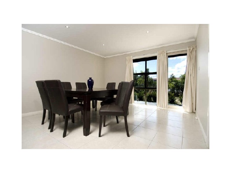 212 Anthony Rolfe Avenue, Gungahlin ACT 2912