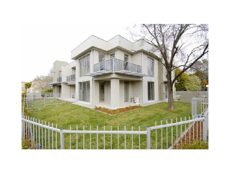 Cnr Guthrie  Morphett Streets, Dickson ACT 2602