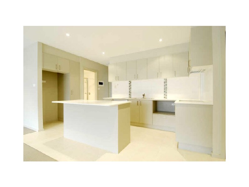 Cnr Guthrie  Morphett Streets, Dickson ACT 2602