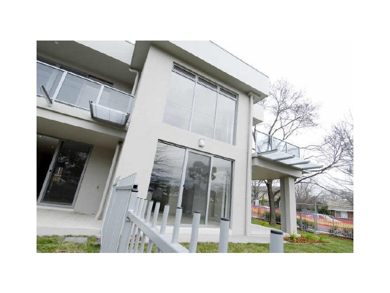 Cnr Guthrie  Morphett Streets, Dickson ACT 2602