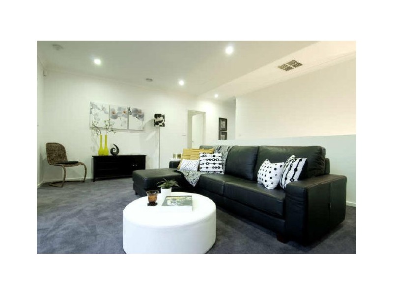 5 Brudenell Drive, Jerrabomberra NSW 2619