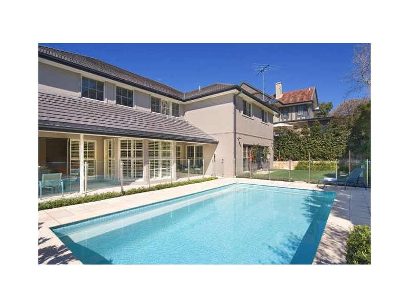 2A Davidson Avenue, Warrawee NSW 2074